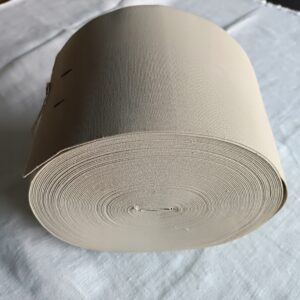 Guma obuwnicza 160mm kolor beżowy.