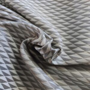 Jedwab 100 % seide motyw rąbów ubrania dekoracje c. za 0,5m B115