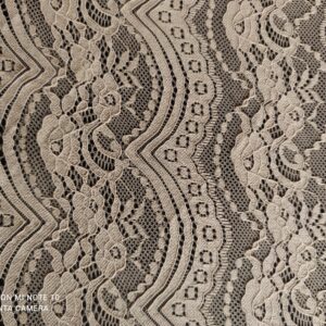 Tkanina koronka wzór kwiaty cena za 05,mb (KO14) łososiowy