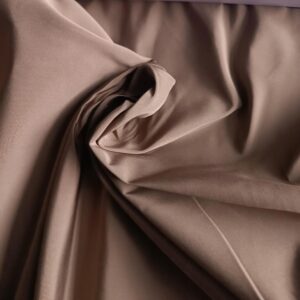 Jedwab 100 % tkanina jedwabna beżowy ubrania dekoracje zasłony c.za 0,5m