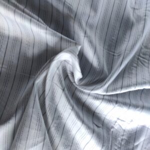 Tkanina bawełna koszulowa paski biały ubrania dekoracje c/0,5m KO24